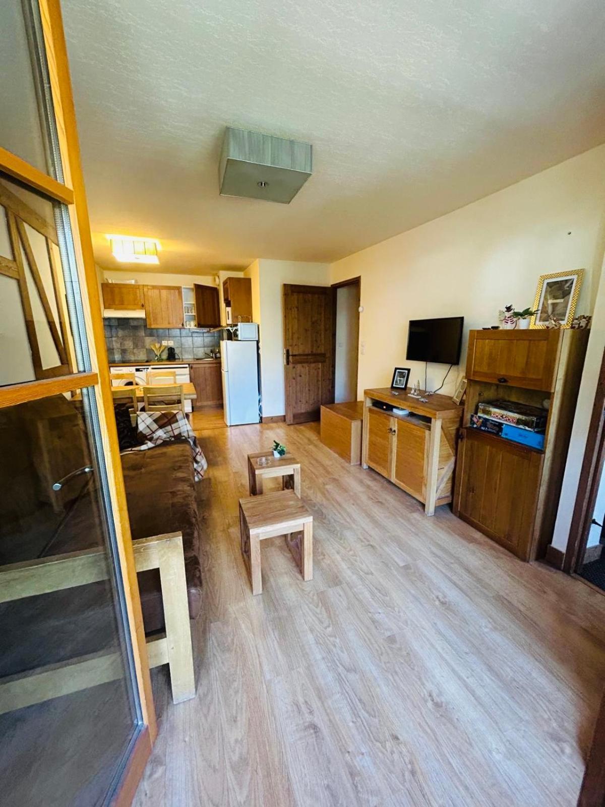 Appartement avec Piscine Intérieure Centre Village Saint Lary Exterior foto