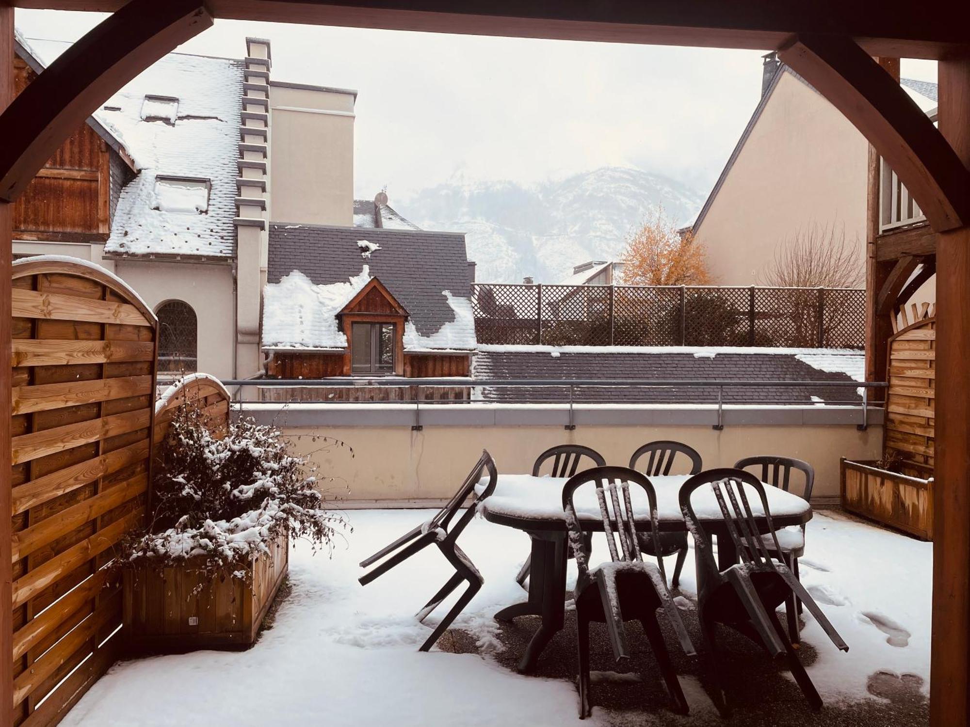 Appartement avec Piscine Intérieure Centre Village Saint Lary Exterior foto